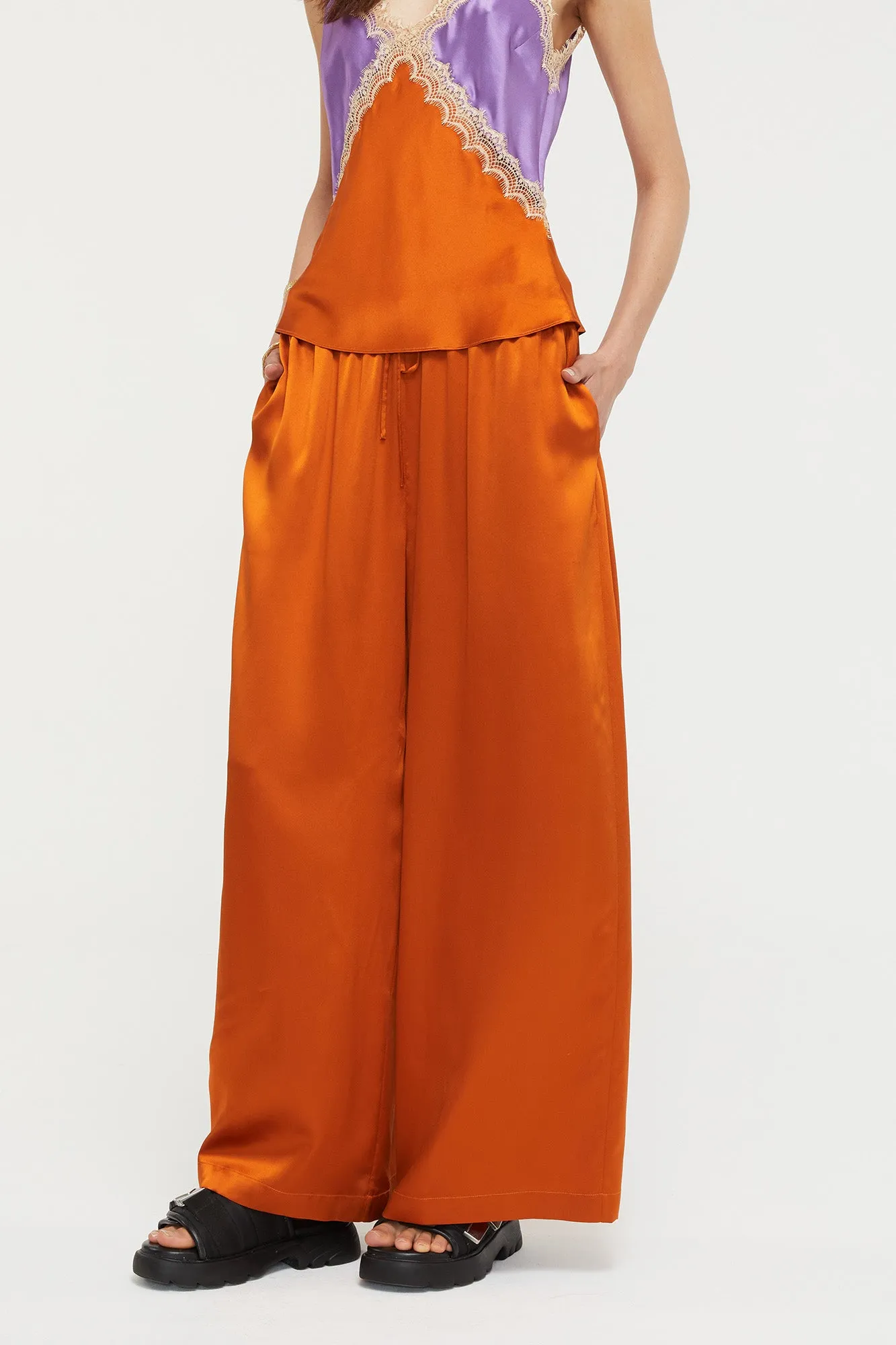 Amelia Pant