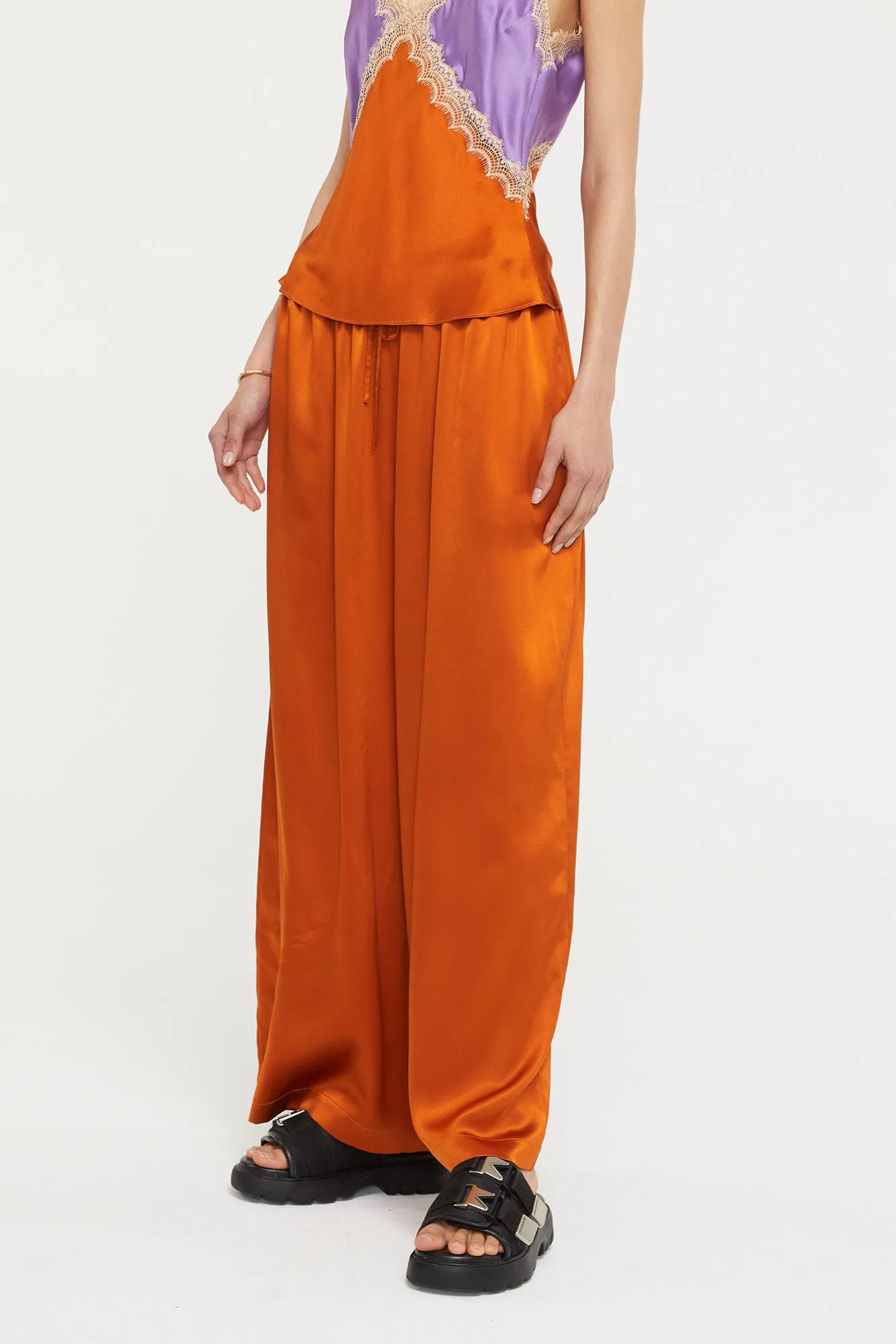 Amelia Pant
